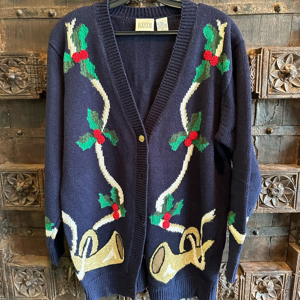Laura Gayle Christmas sweater, size large.